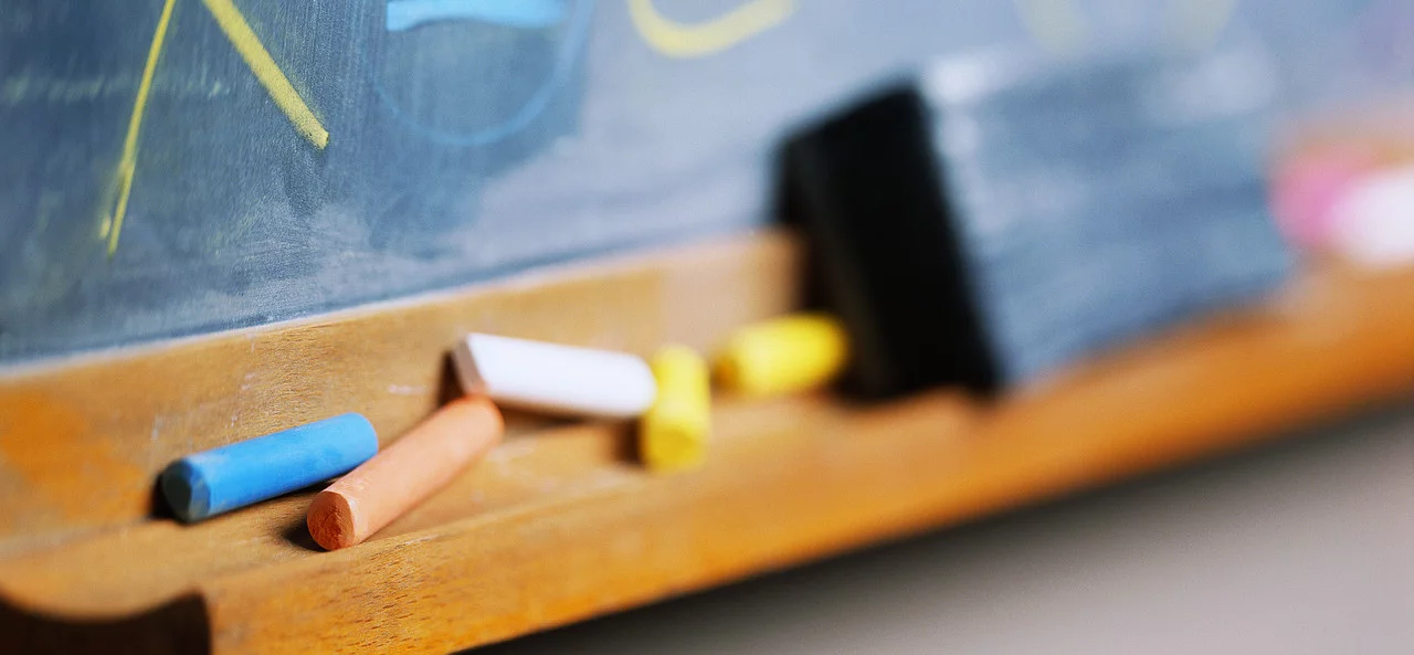 生意轉讓屯門教育中心香港創業・頂讓・生意頂讓・頂手・生意買賣・買生意