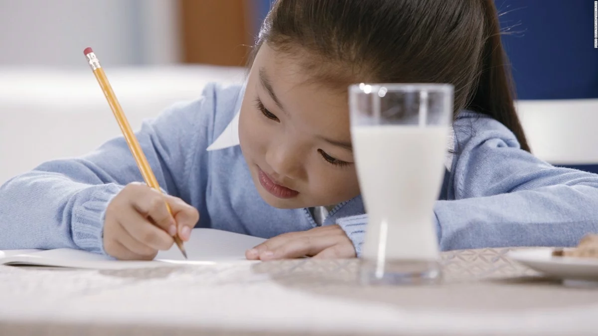 元朗位於商業大廈旺中帶靜鄰近輕鐵租金相宜具學校註冊牌照500呎補習社教育中心資產轉讓 生意轉讓元朗教育中心香港創業・頂讓・生意頂讓・頂手・生意買賣・買生意