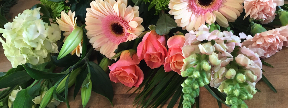 深水埗約200呎位於大型商場黃金地段具防守力租金備入貨渠道位於商場舖花店資產頂讓 生意轉讓深水埗花店香港創業・頂讓・生意頂讓・頂手・生意買賣・買生意