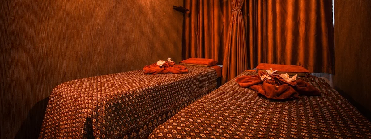 尖沙咀可Autorun設3房位置方便利潤穩定佈置溫馨工商民生遊客客源充足泰式按摩店生意轉讓 生意轉讓尖沙咀足浴按摩香港創業・頂讓・生意頂讓・頂手・生意買賣・買生意