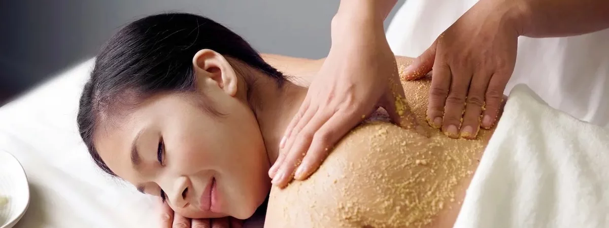 銅鑼灣成立6年約150客底1,100呎設6房黃金地段交通方便地方寬敞裝修簡約有獨立洗手間連美容儀器及設施具員工團隊按摩店足浴店及美容生意轉讓 生意轉讓銅鑼灣足浴按摩香港創業・頂讓・生意頂讓・頂手・生意買賣・買生意