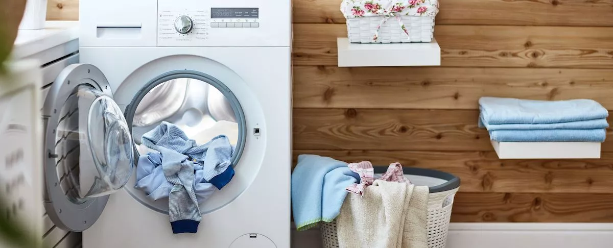 荃灣Autorun員工可留任約250呎位於地舖傳統洗衣生意轉讓 生意轉讓荃灣傳統洗衣香港創業・頂讓・生意頂讓・頂手・生意買賣・買生意