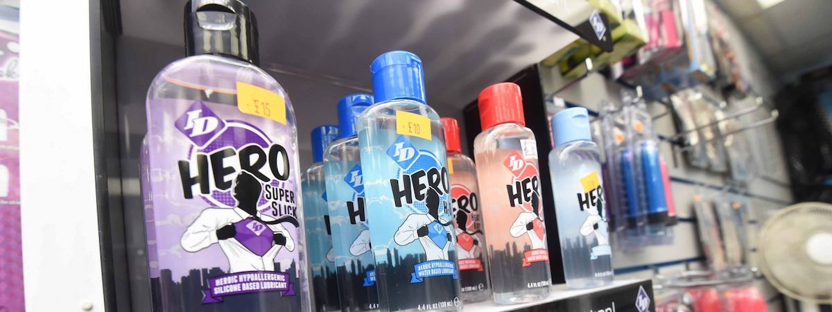 網上連有限公司戶口零租金成本副業首選開業多年包約10萬存貨穩定利潤大量客底完善送貨配套網絡東主提供培訓育成人用品性商店情趣用品店生意轉讓 生意轉讓網上情趣用品香港創業・頂讓・生意頂讓・頂手・生意買賣・買生意