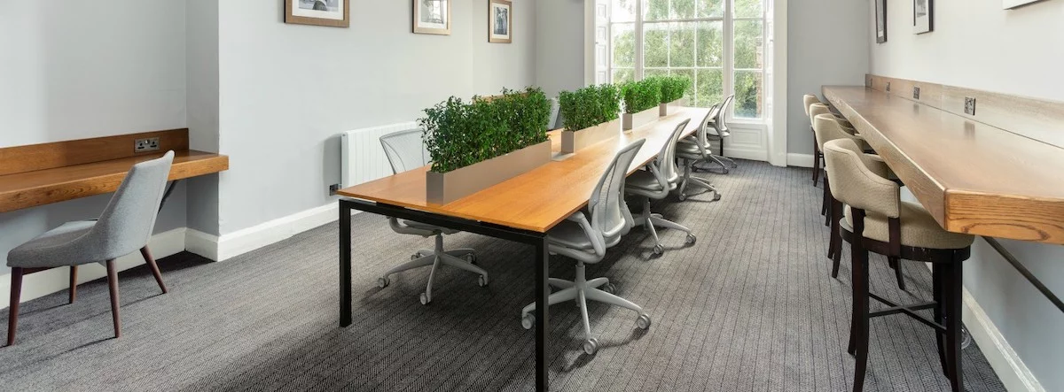 生意轉讓屯門商務中心共享空間香港創業・頂讓・生意頂讓・頂手・生意買賣・買生意