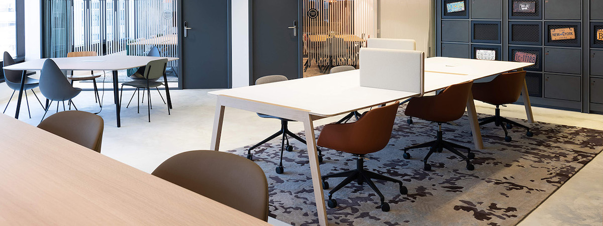 生意轉讓觀塘商務中心共享空間香港創業・頂讓・生意頂讓・頂手・生意買賣・買生意